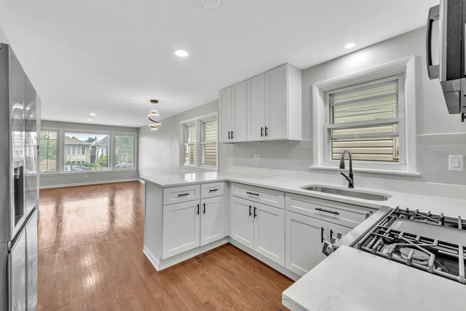5631 W 64th Place IL