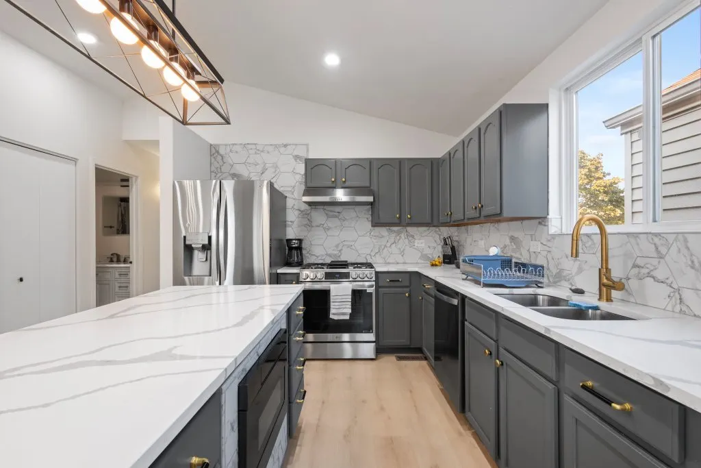 687 Serendipity Drive IL
