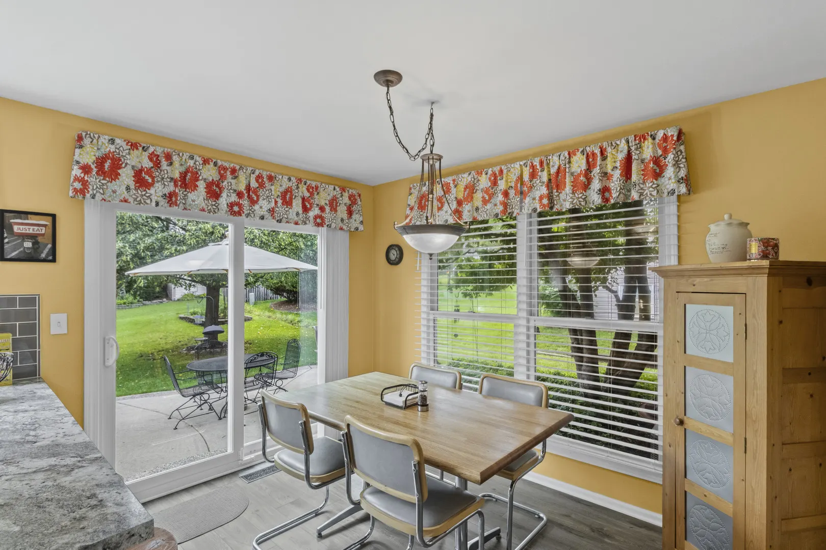 135 Arquilla Drive IL