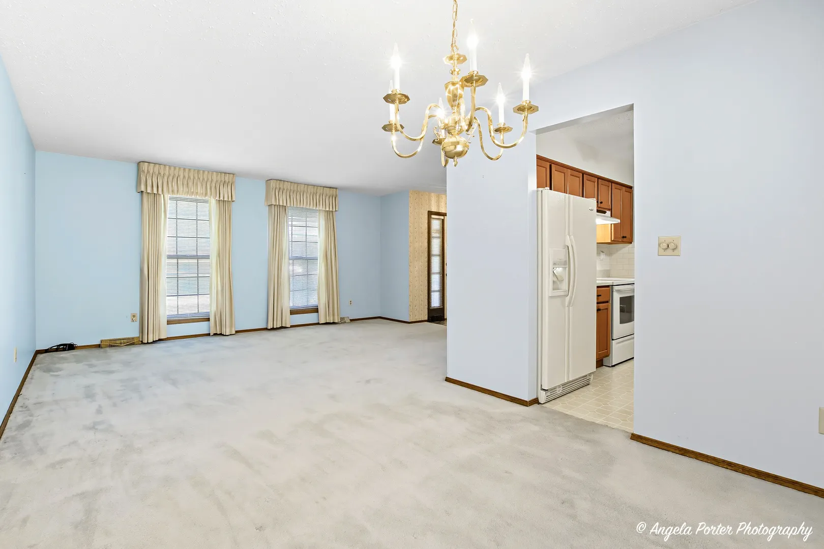 578 Pine Grove Avenue IL