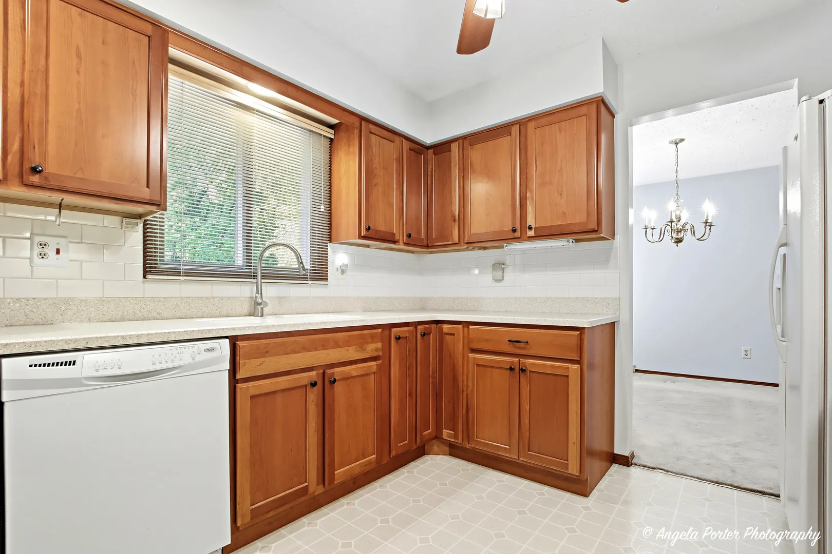 578 Pine Grove Avenue IL