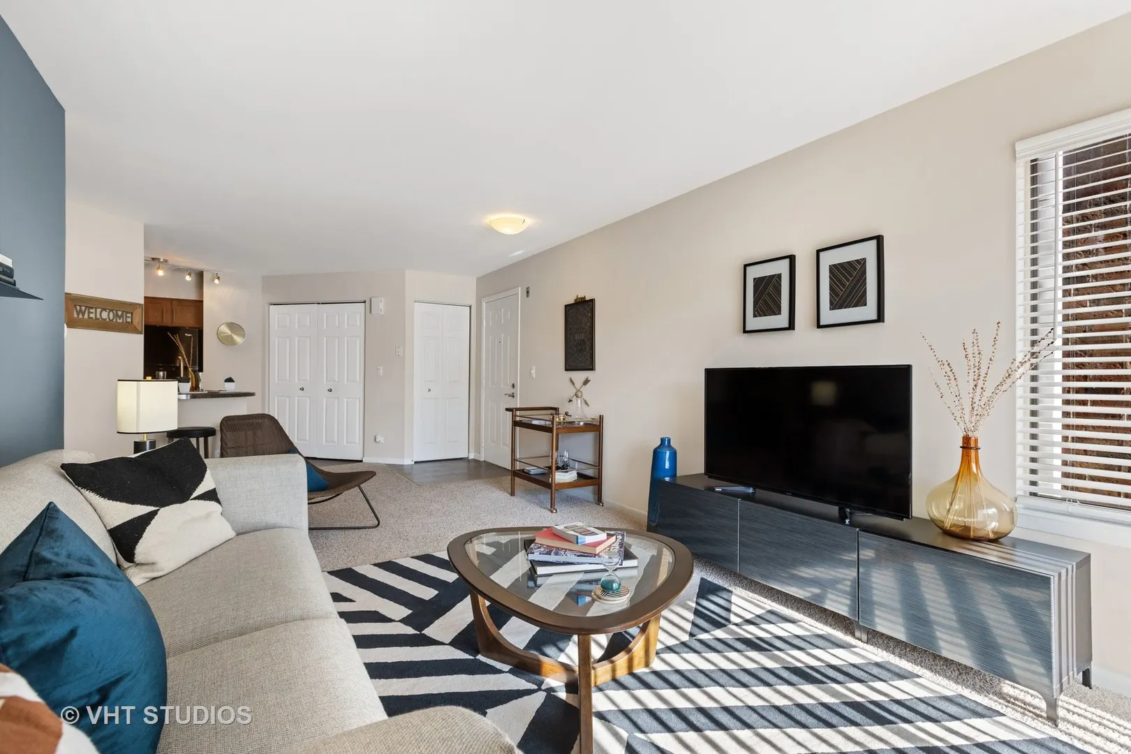 1651 Westminster Drive 106 IL
