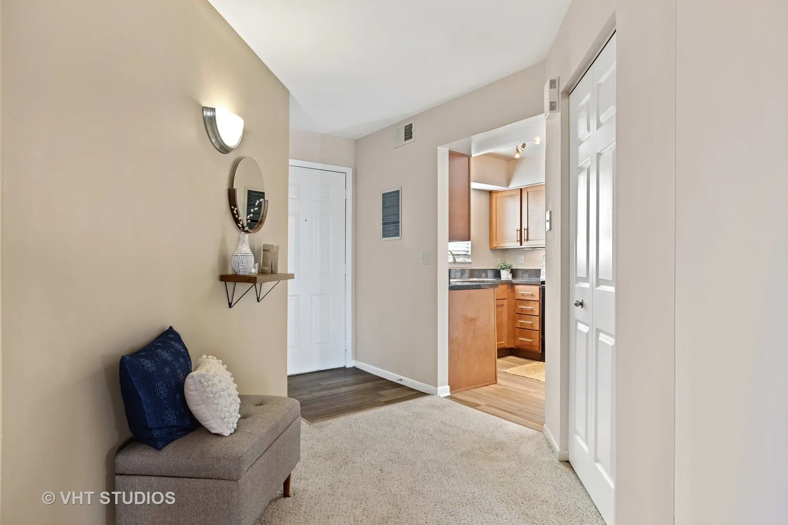 1651 Westminster Drive 106 IL