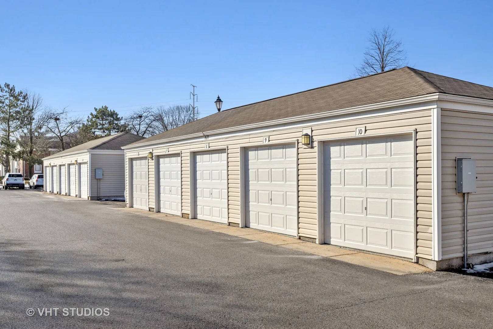 1651 Westminster Drive 106 IL