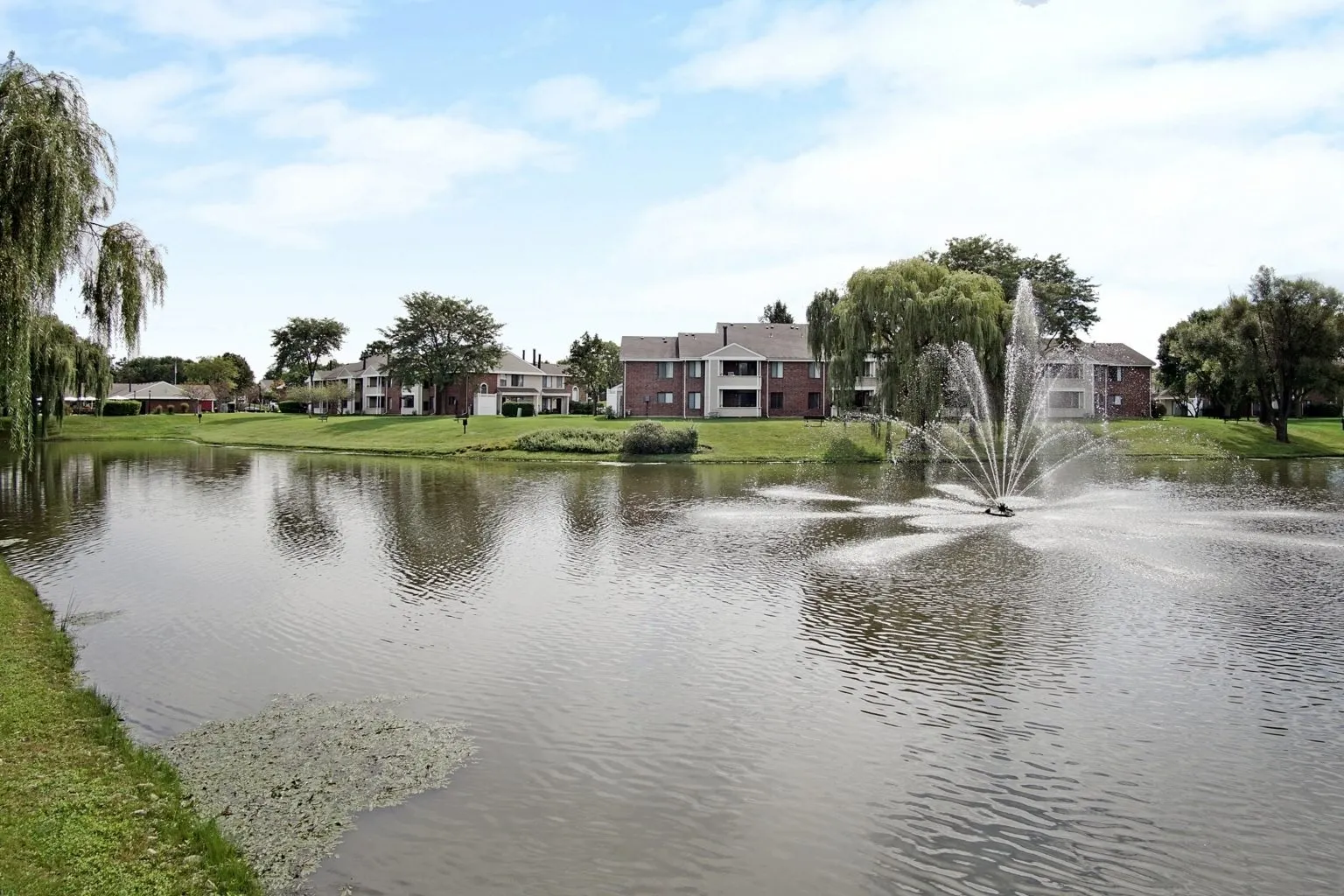 1651 Westminster Drive 106 IL