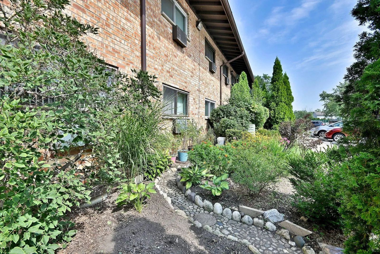 842 E Old Willow Road 107 IL