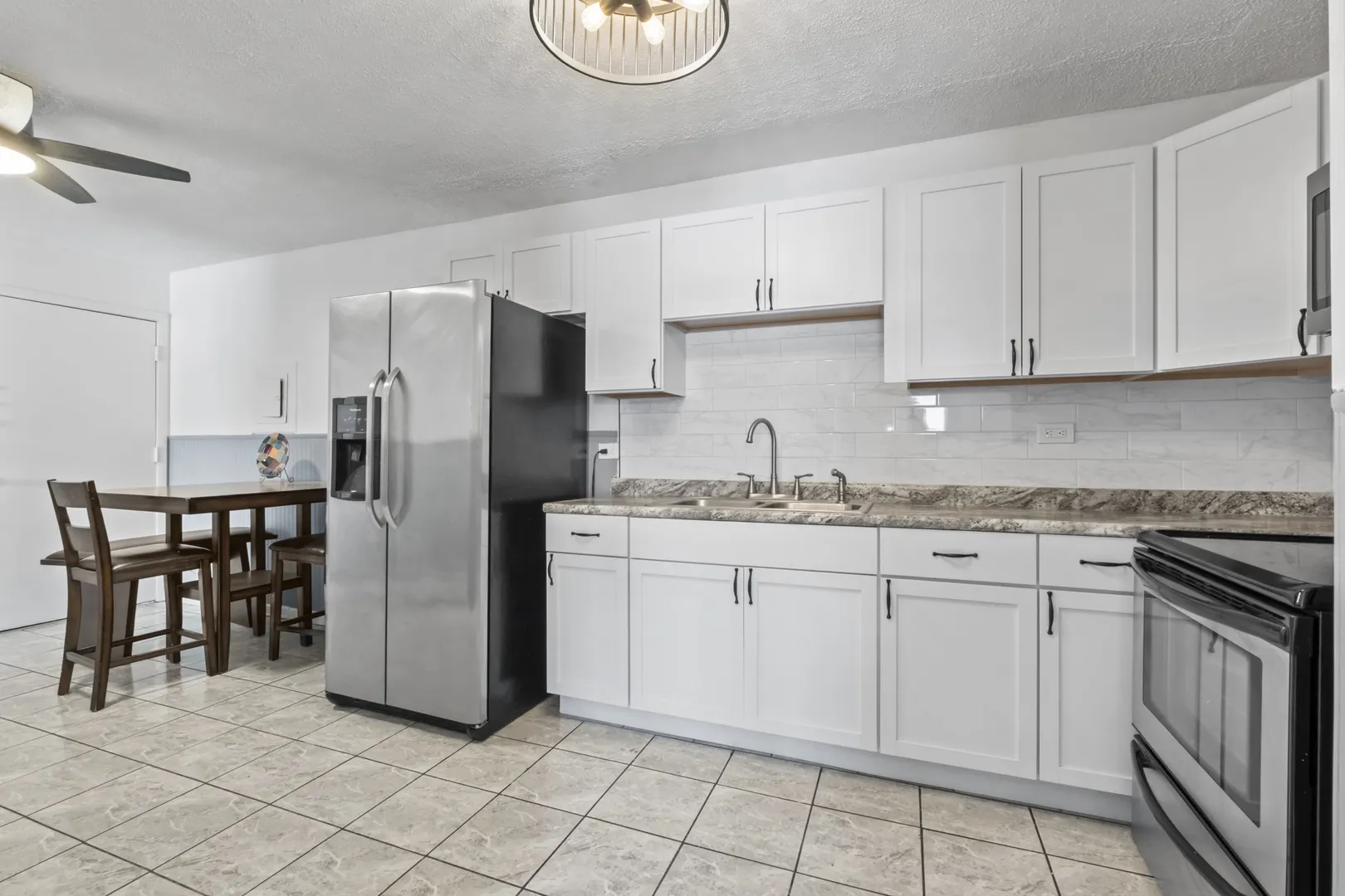 3243 S 49th Avenue 301 IL