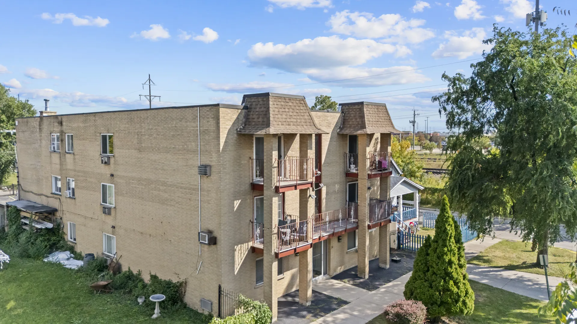 3243 S 49th Avenue 301 IL