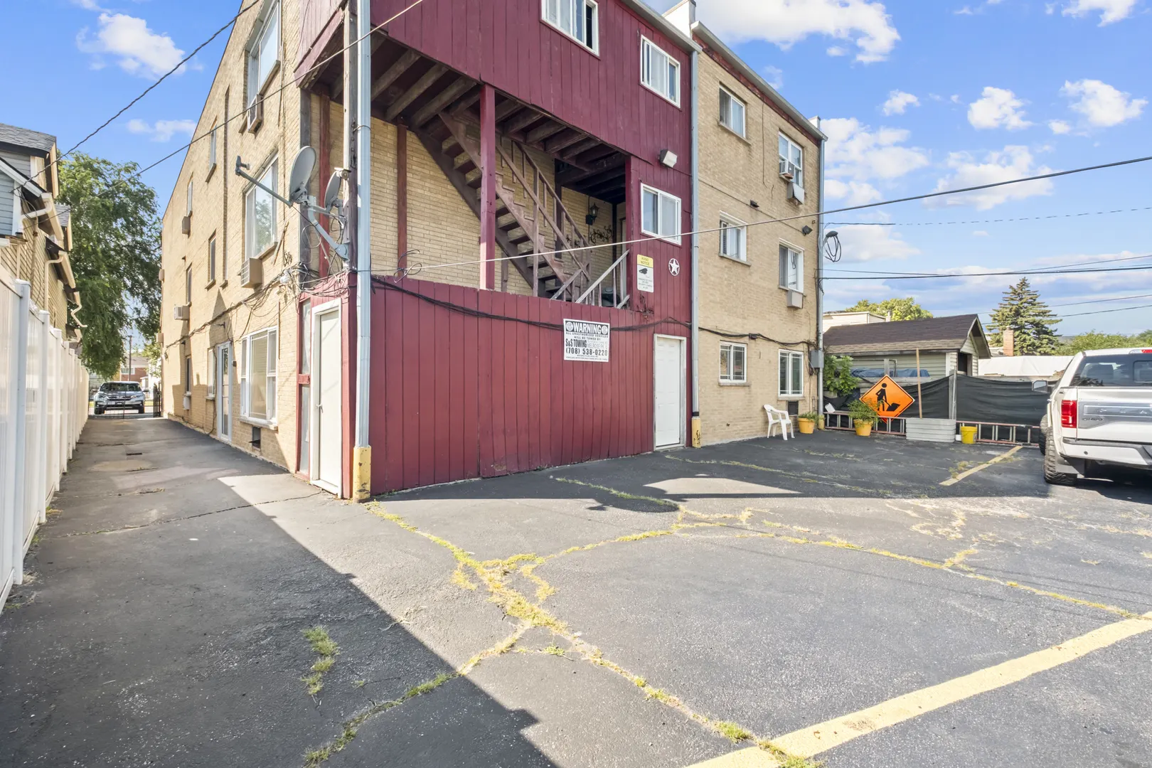 3243 S 49th Avenue 301 IL