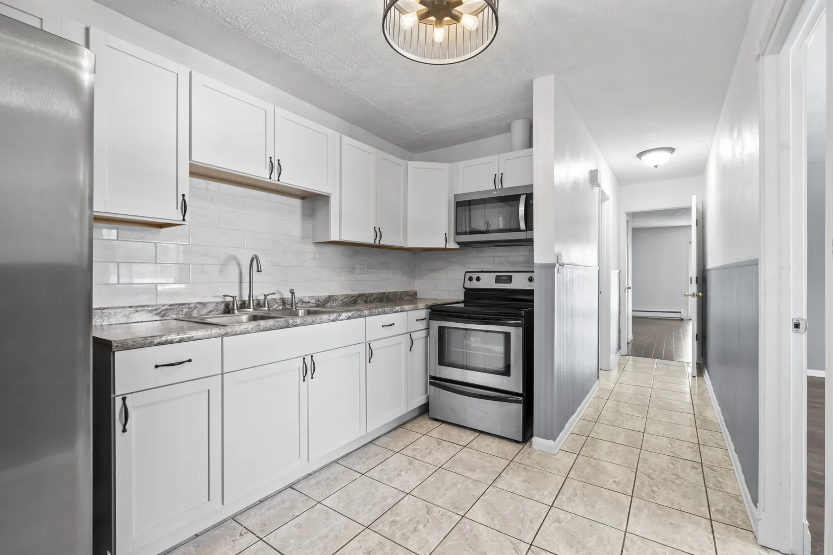 3243 S 49th Avenue 301 IL