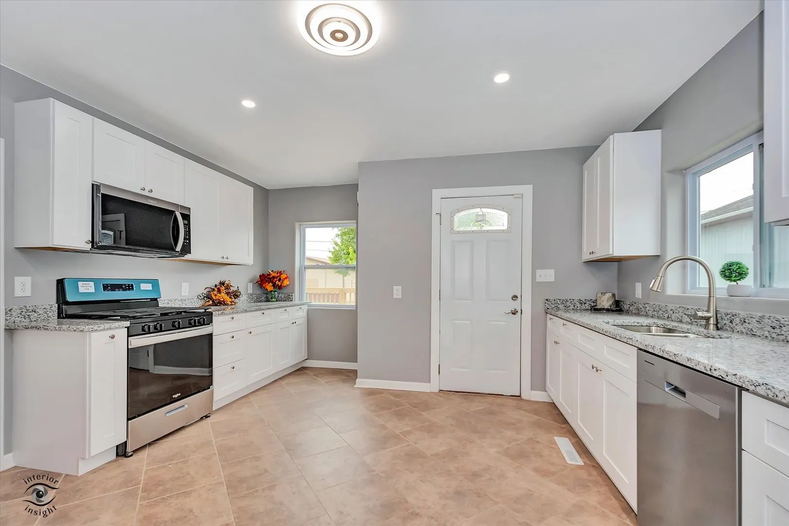 1032 S East Avenue IL