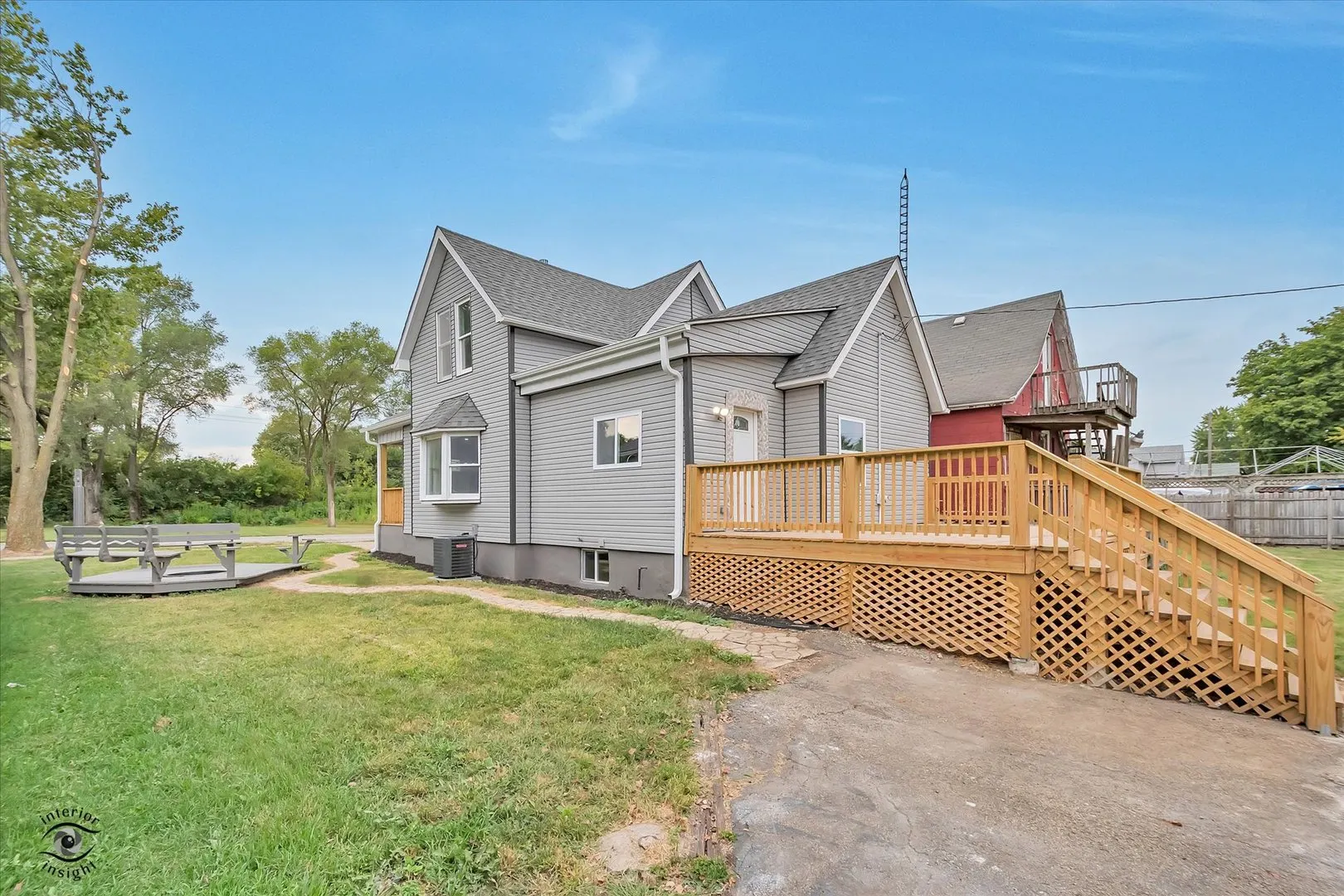 1032 S East Avenue IL