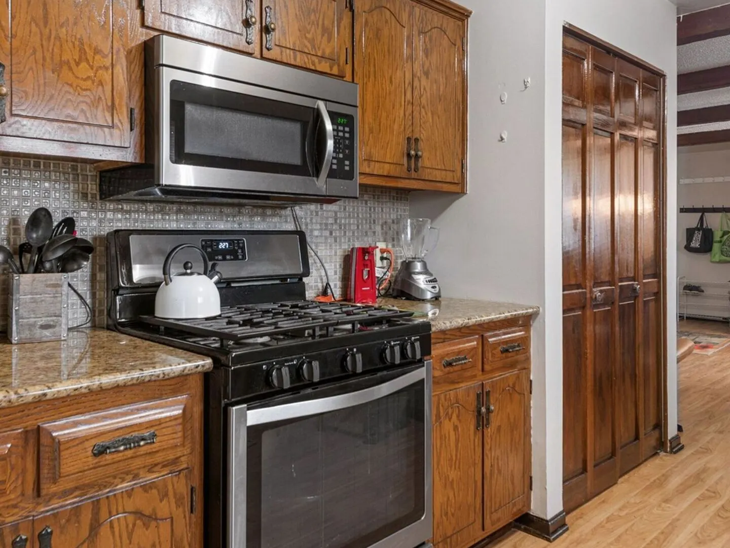 601 FAIRLANE Drive IL