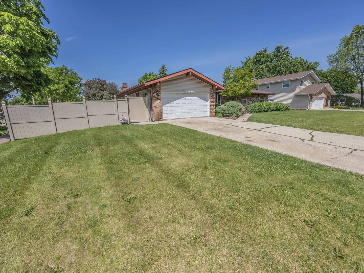 601 FAIRLANE Drive IL
