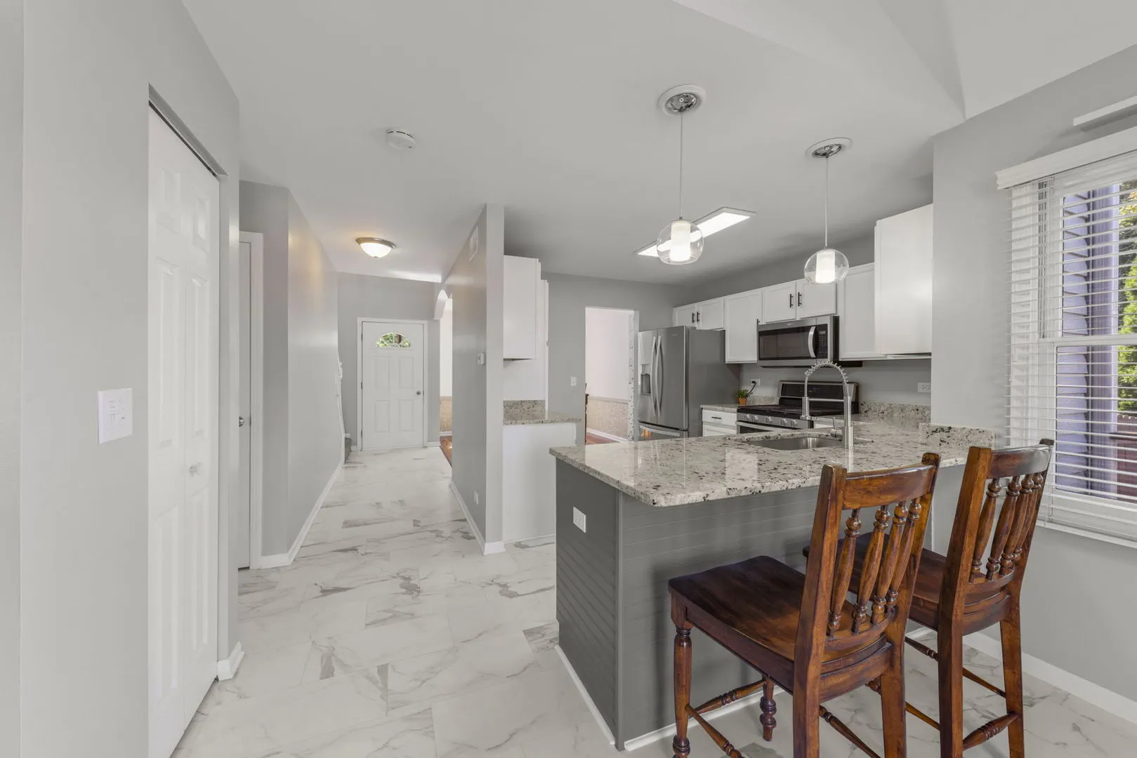 4805 Lobelia Court IL