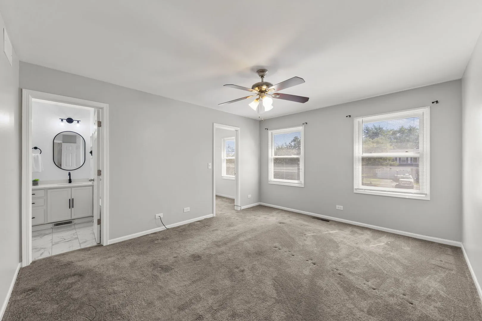 4805 Lobelia Court IL