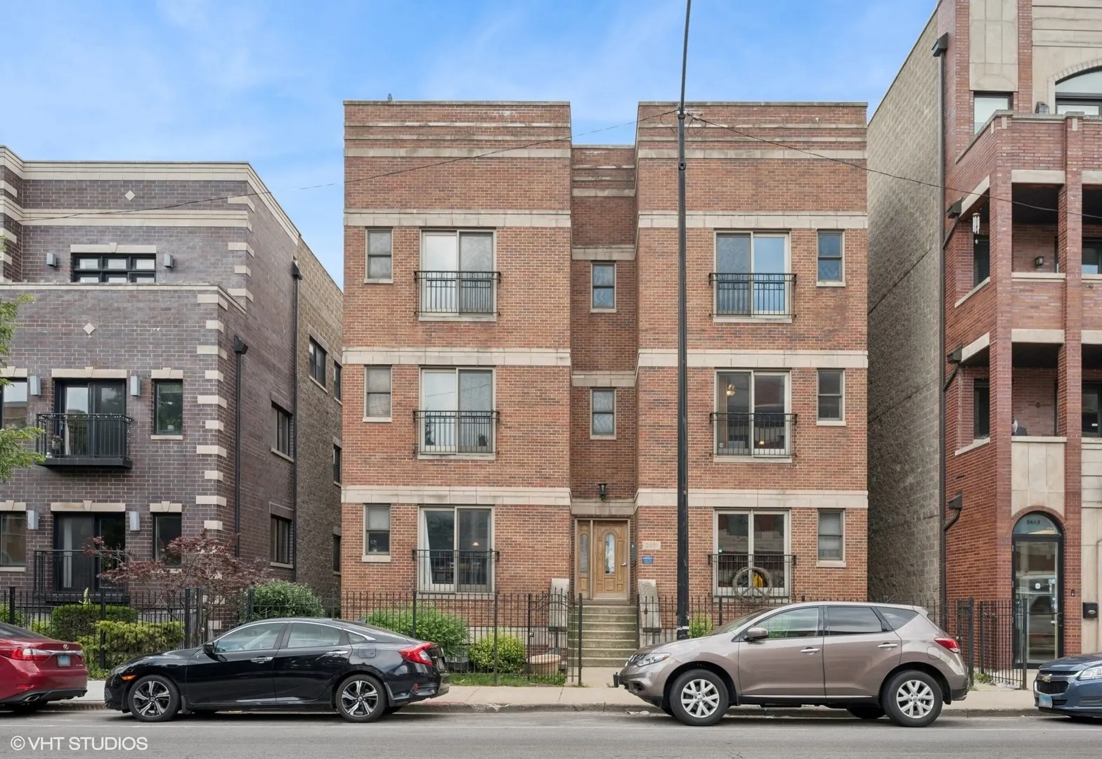 2461 W Foster Avenue 2E IL