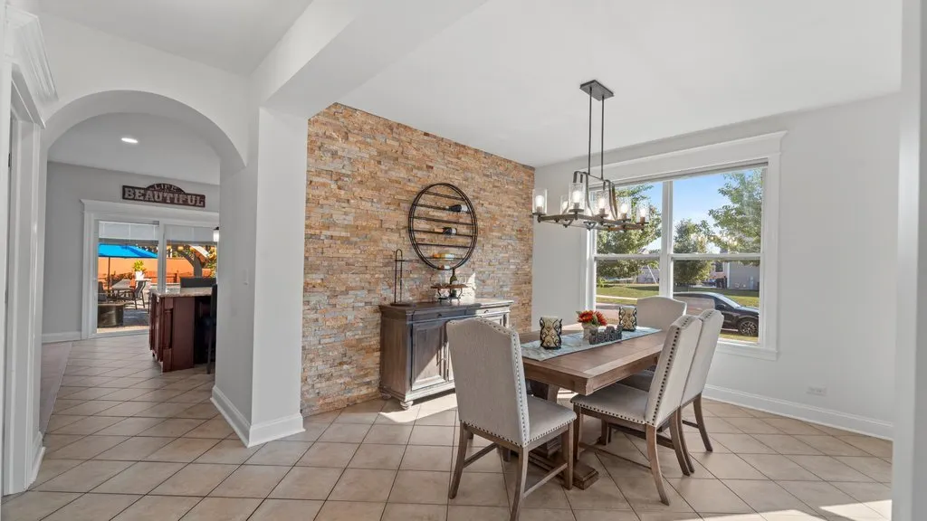 230 Liszka Lane IL