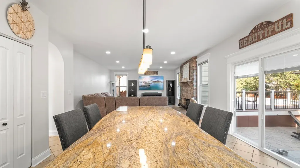 230 Liszka Lane IL