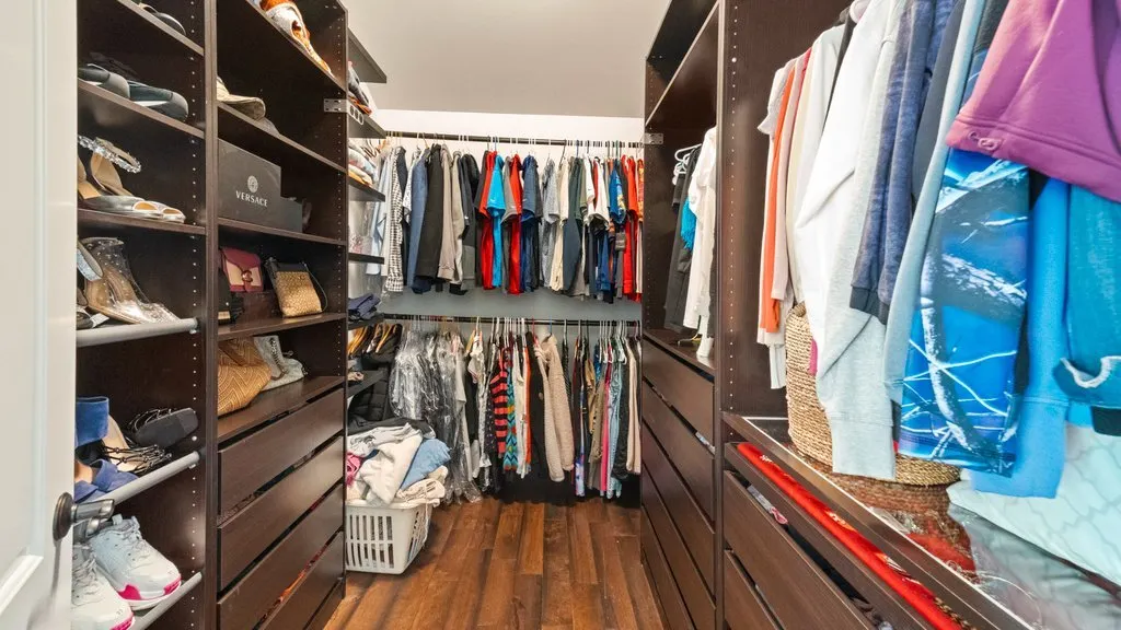 230 Liszka Lane IL