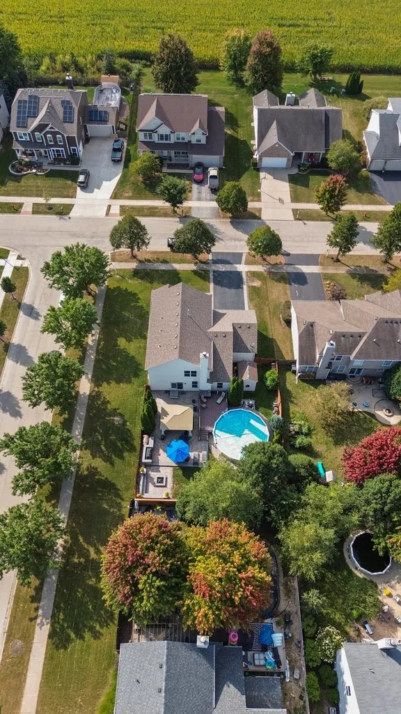 230 Liszka Lane IL