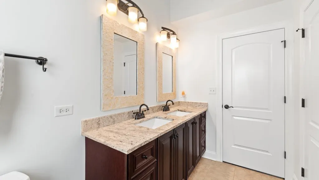 230 Liszka Lane IL