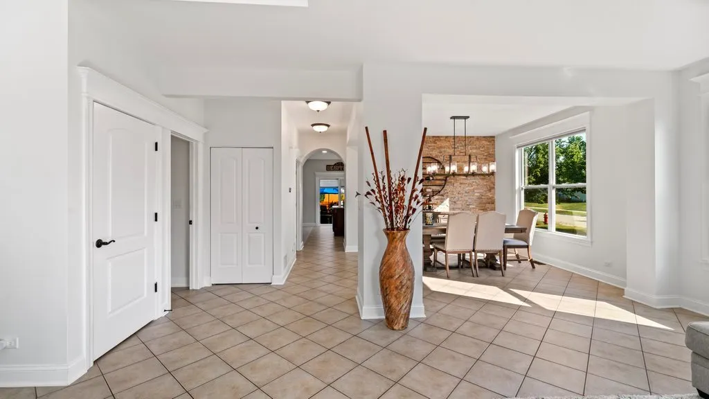 230 Liszka Lane IL