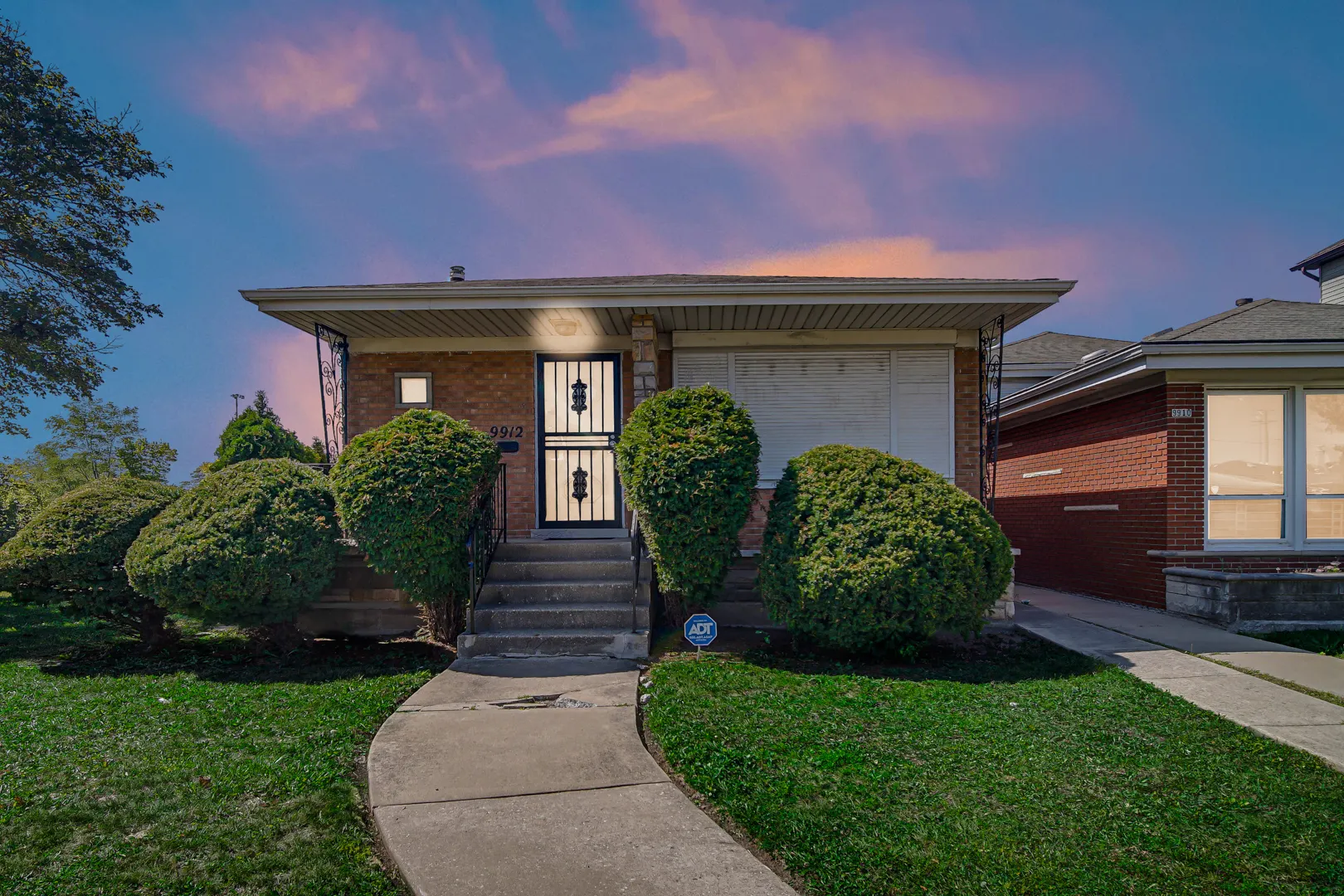 9912 S Prairie Avenue IL