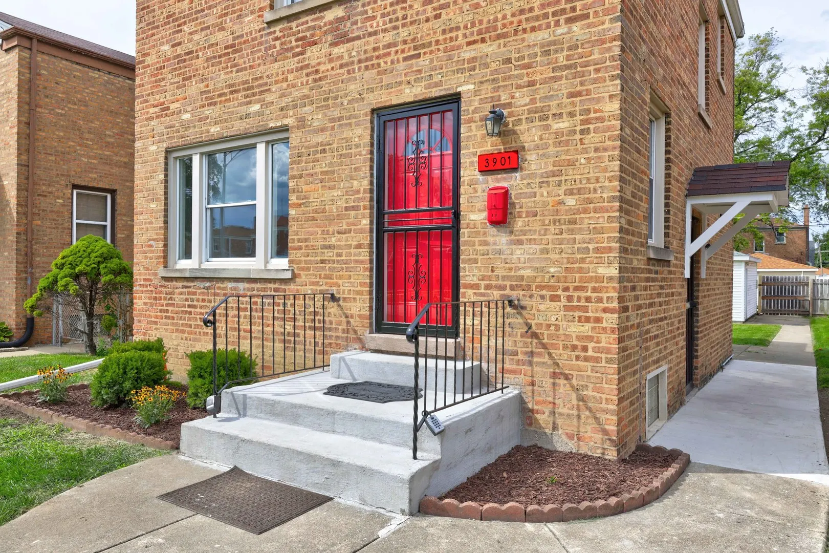 3901 Jackson Street IL