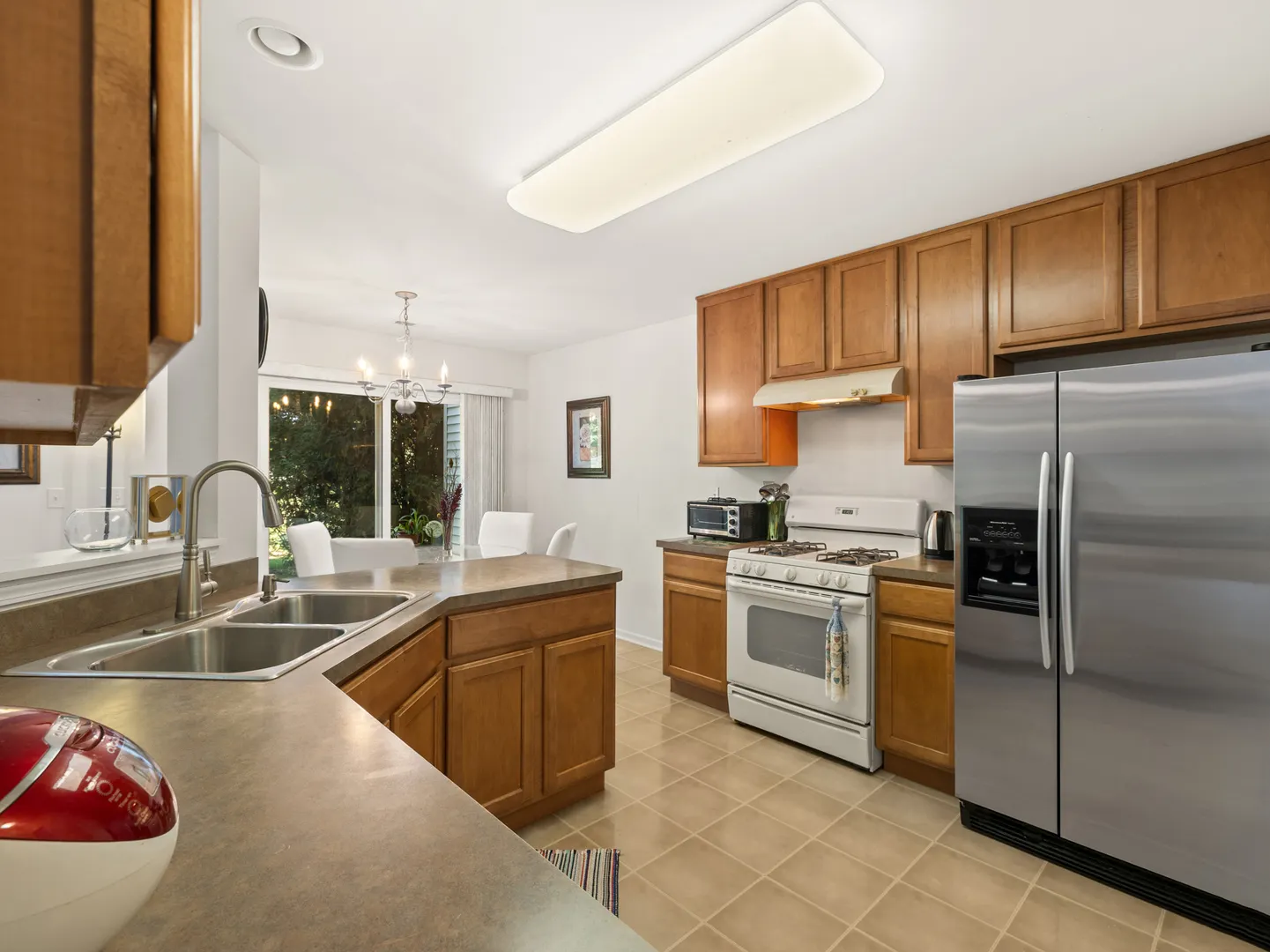 124 W Buckingham Drive IL