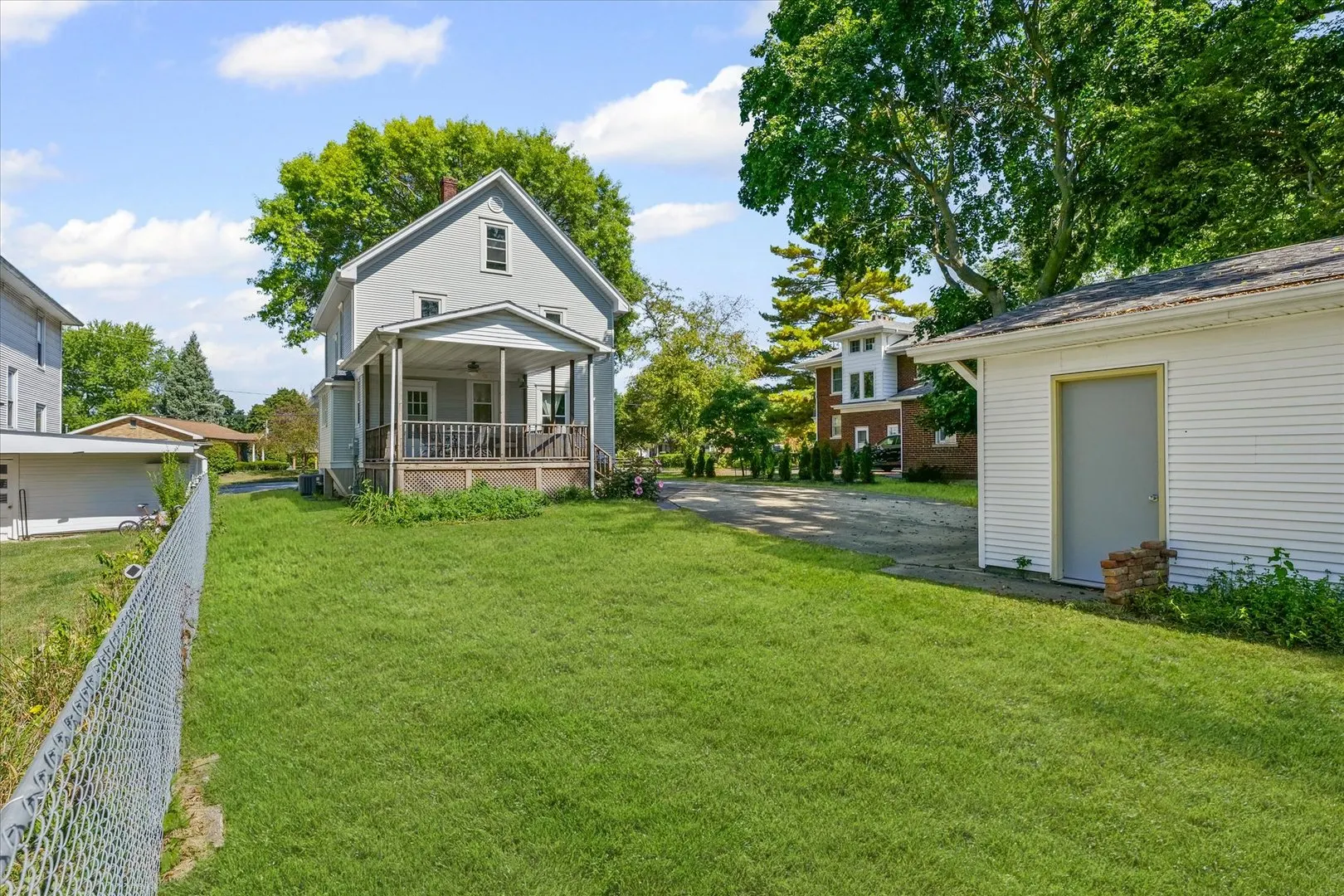 462 E Summer Street IL