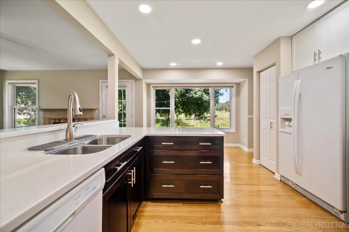 2444 Deerfield Drive IL