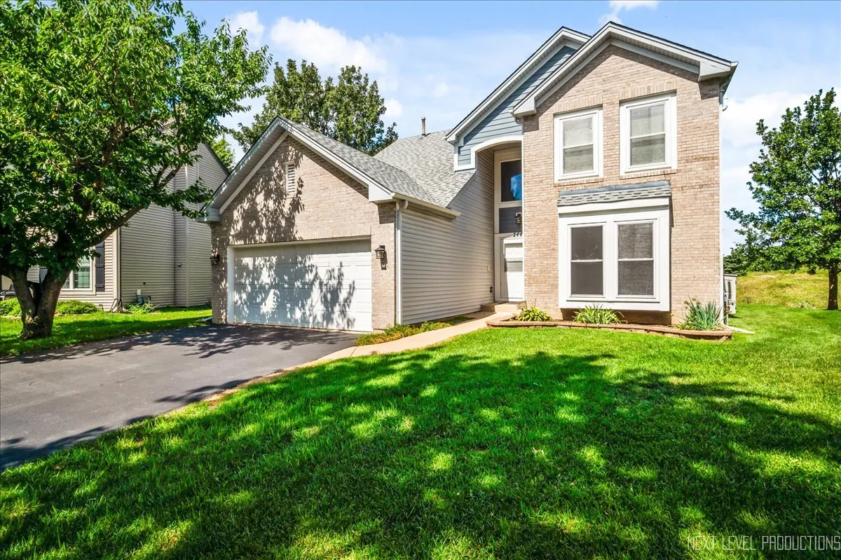 2444 Deerfield Drive IL