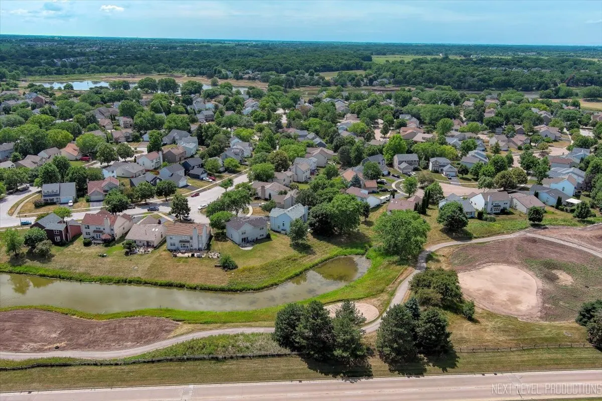 2444 Deerfield Drive IL