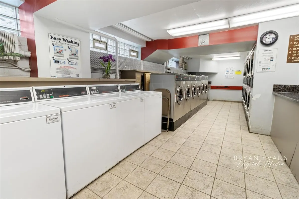 7337 S South Shore Drive 307 IL