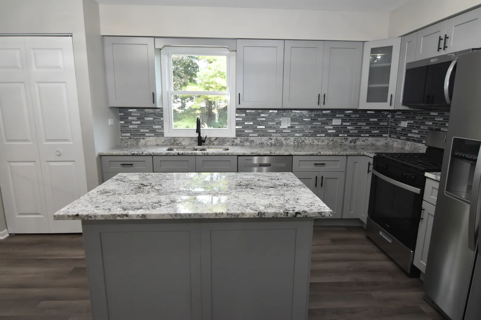 22119 Hillside Drive IL