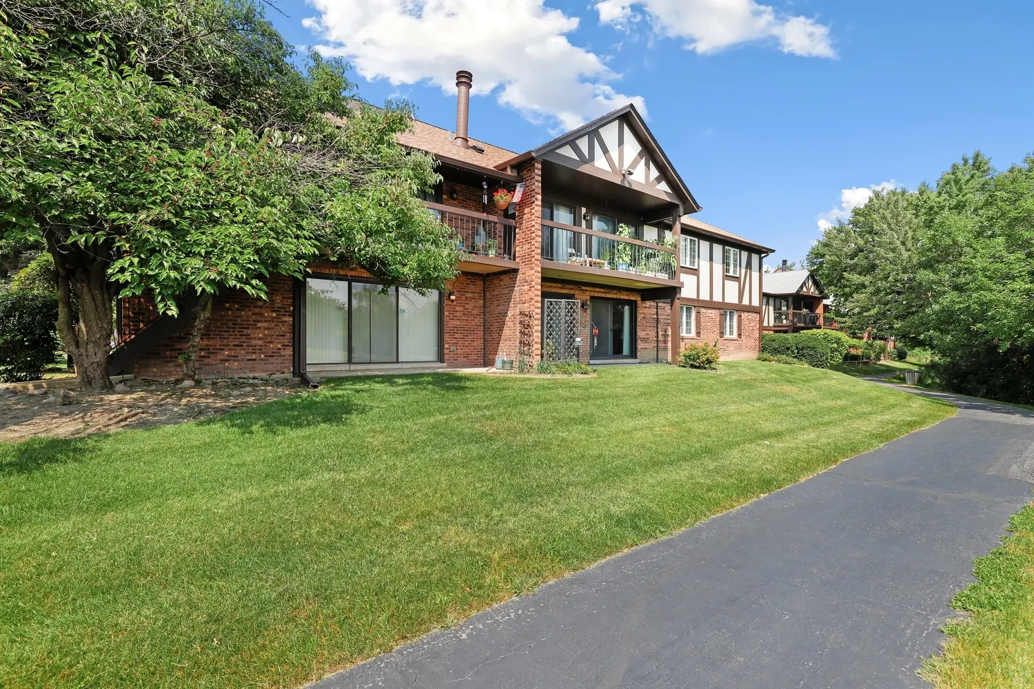6223 Lakepark Lane A IL