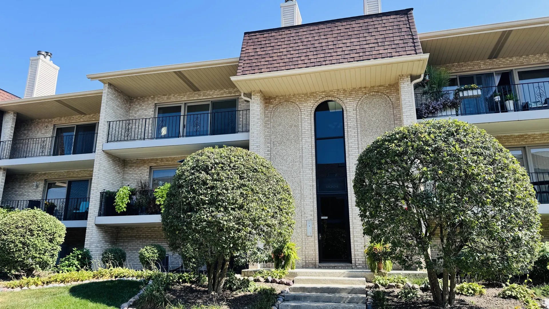 9004 Del Prado Drive 2N IL