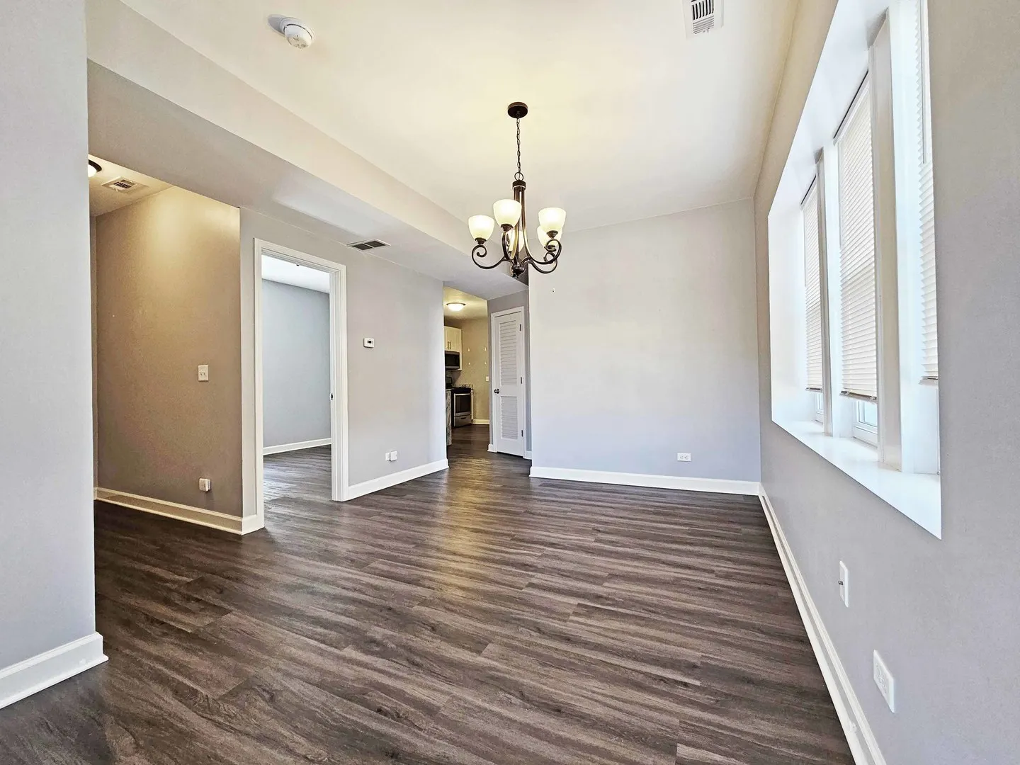 8922 Skokie Boulevard 2 IL