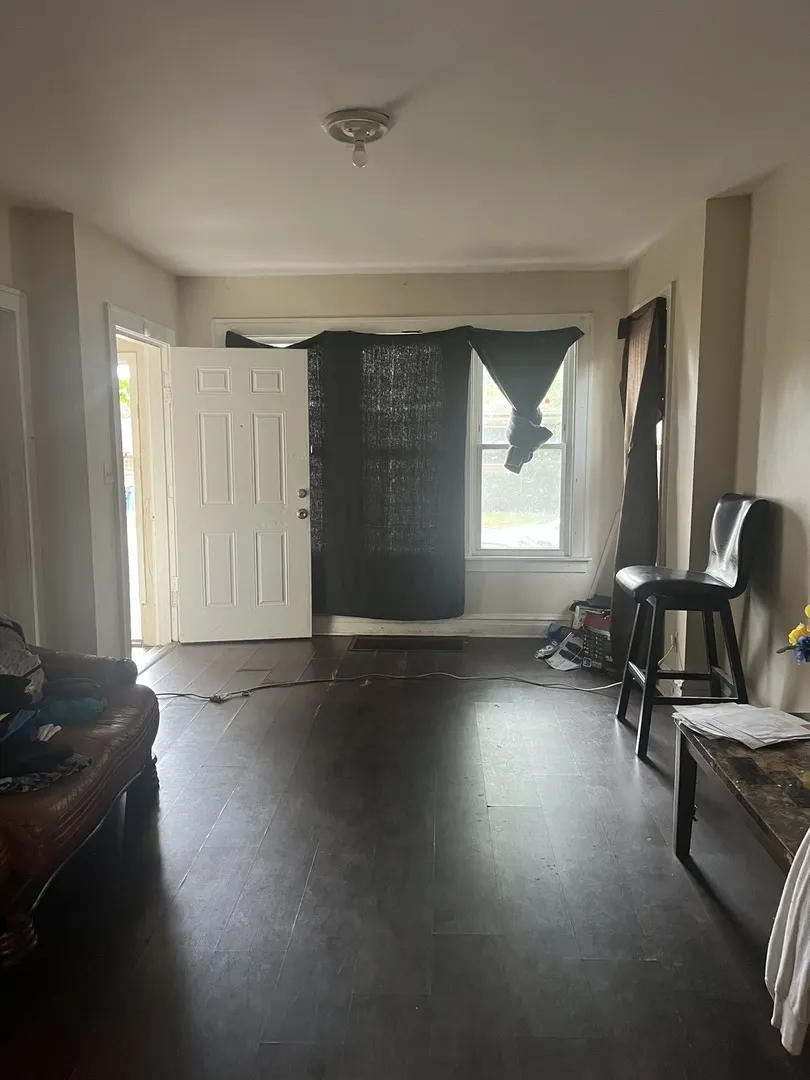15 E 126th Street IL