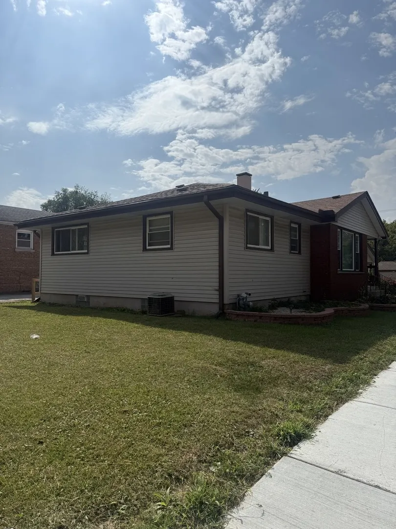 214 Eastgate Avenue IL