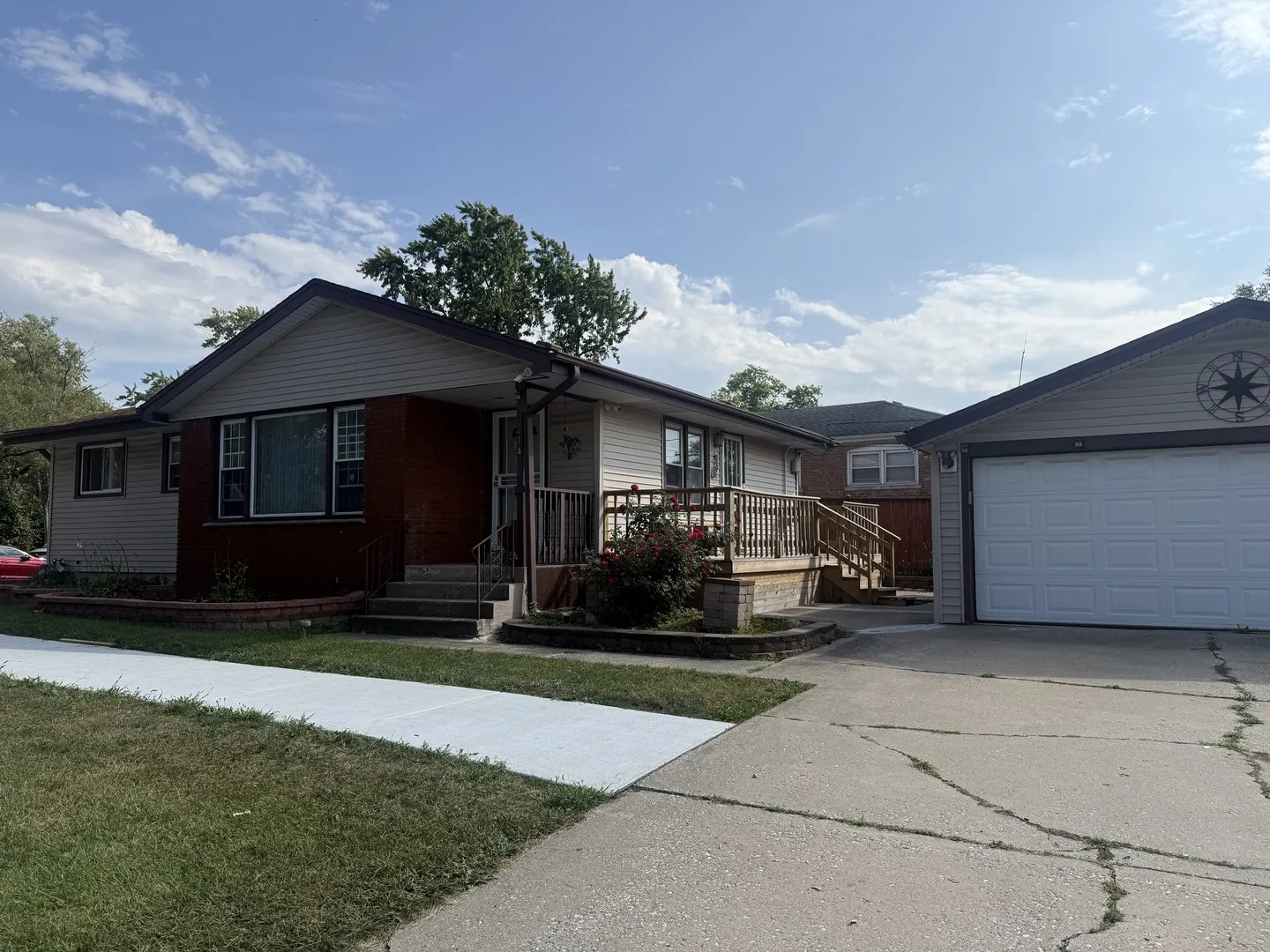 214 Eastgate Avenue IL