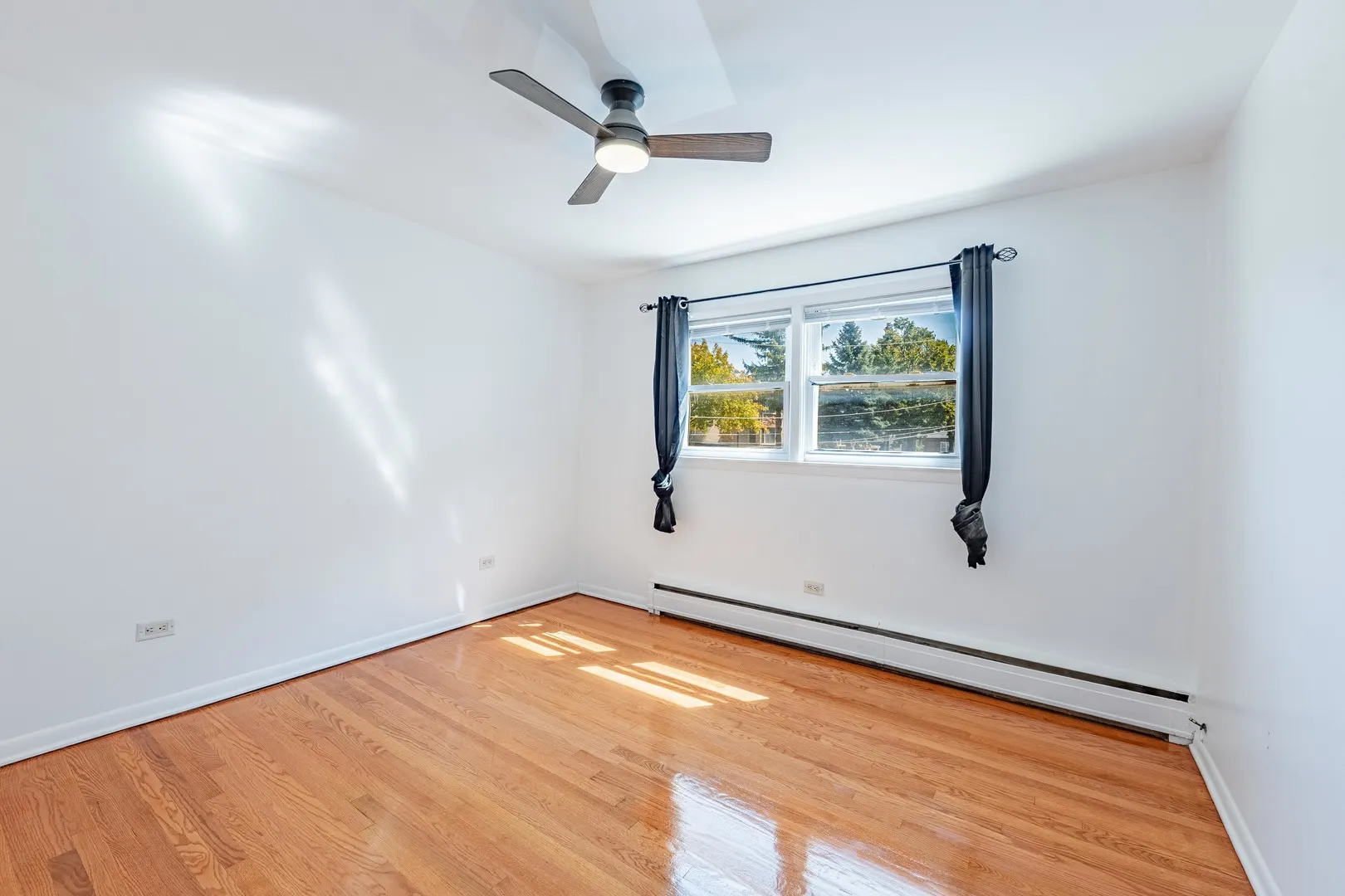 39 W Conti Parkway 1S IL
