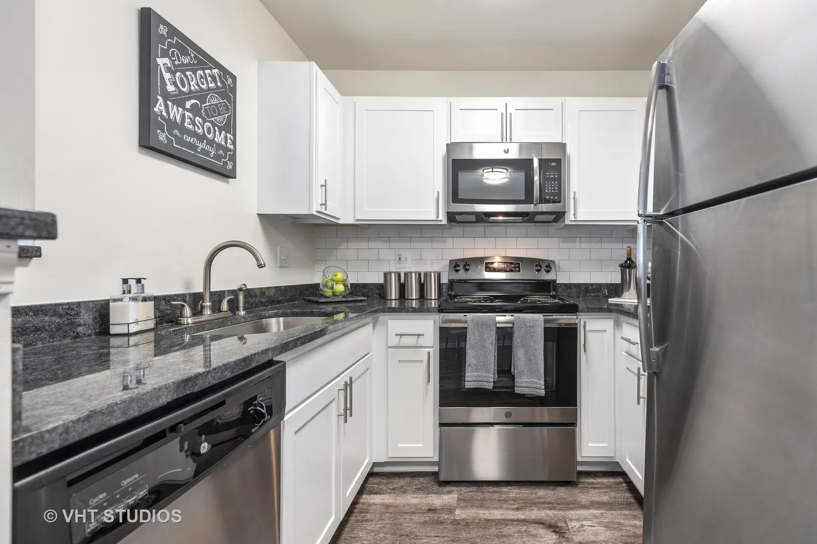 348 Schubert Court 348 IL