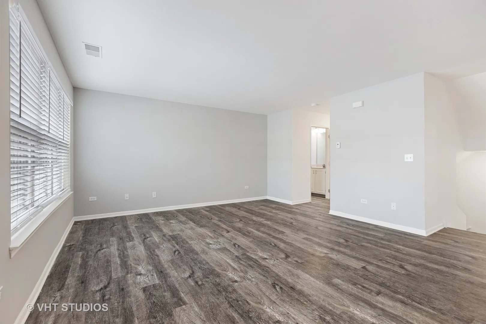 348 Schubert Court 348 IL