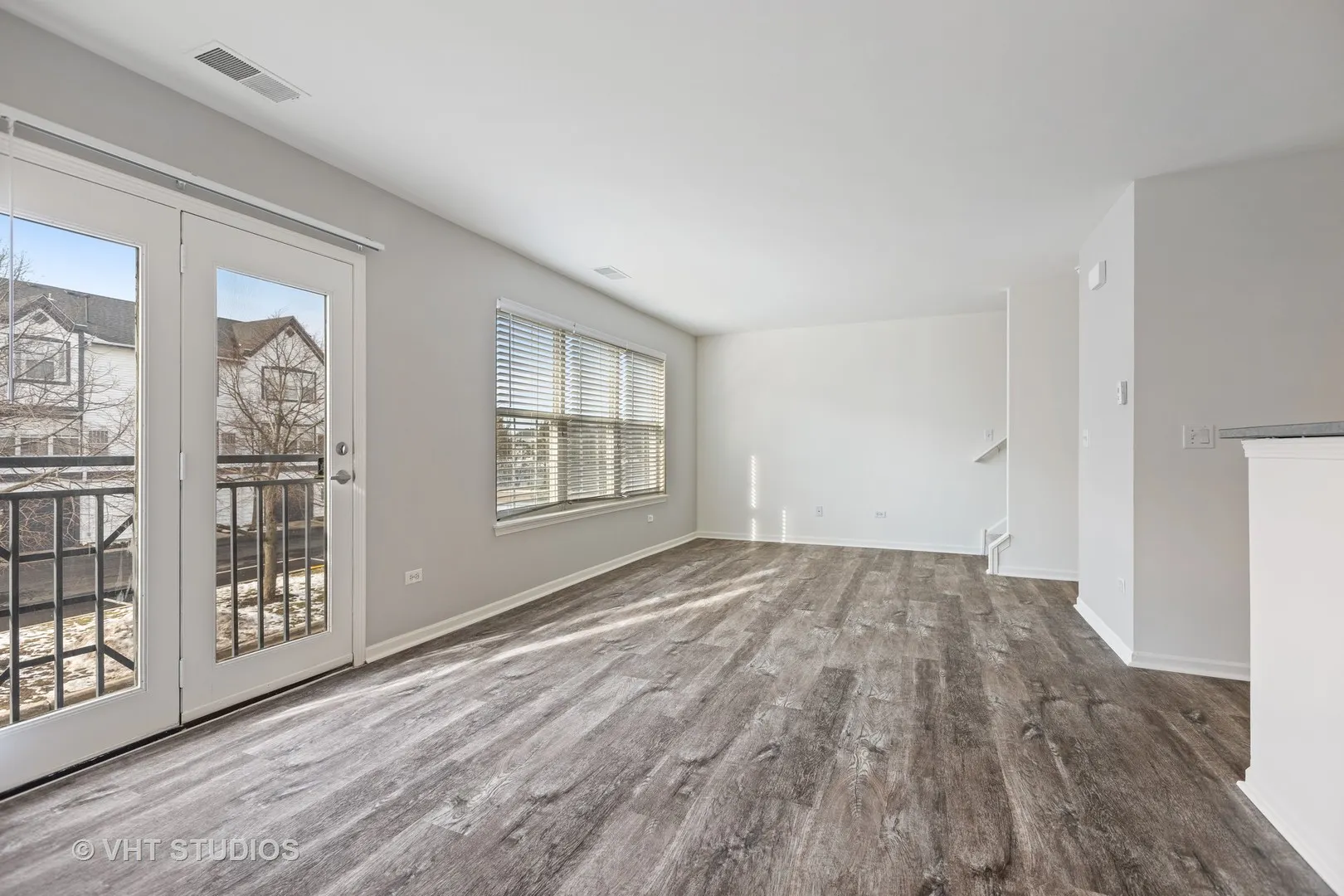 348 Schubert Court 348 IL