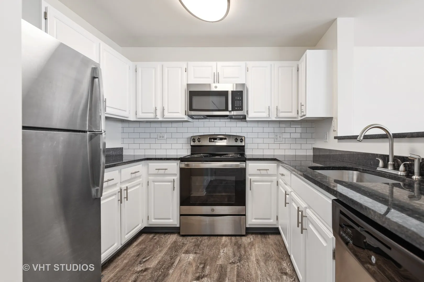 348 Schubert Court 348 IL