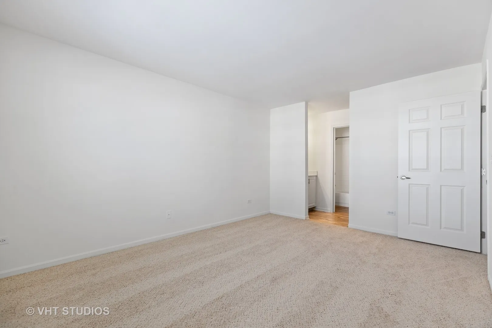 348 Schubert Court 348 IL