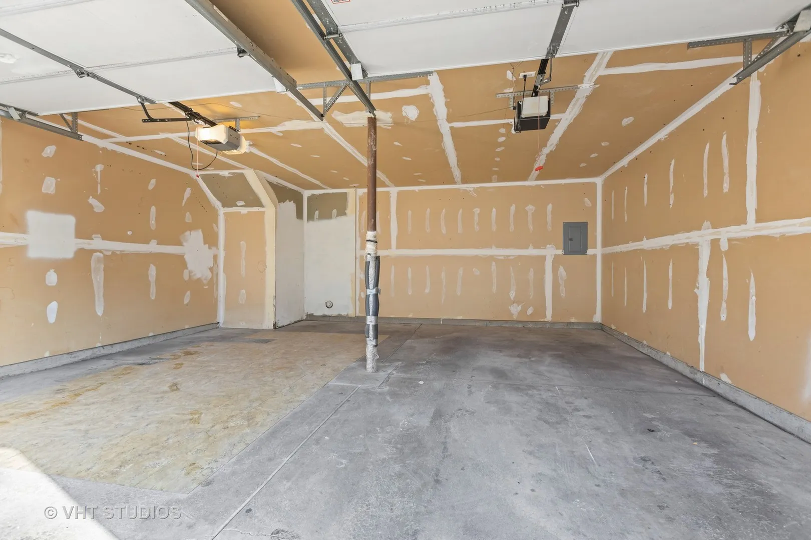 348 Schubert Court 348 IL