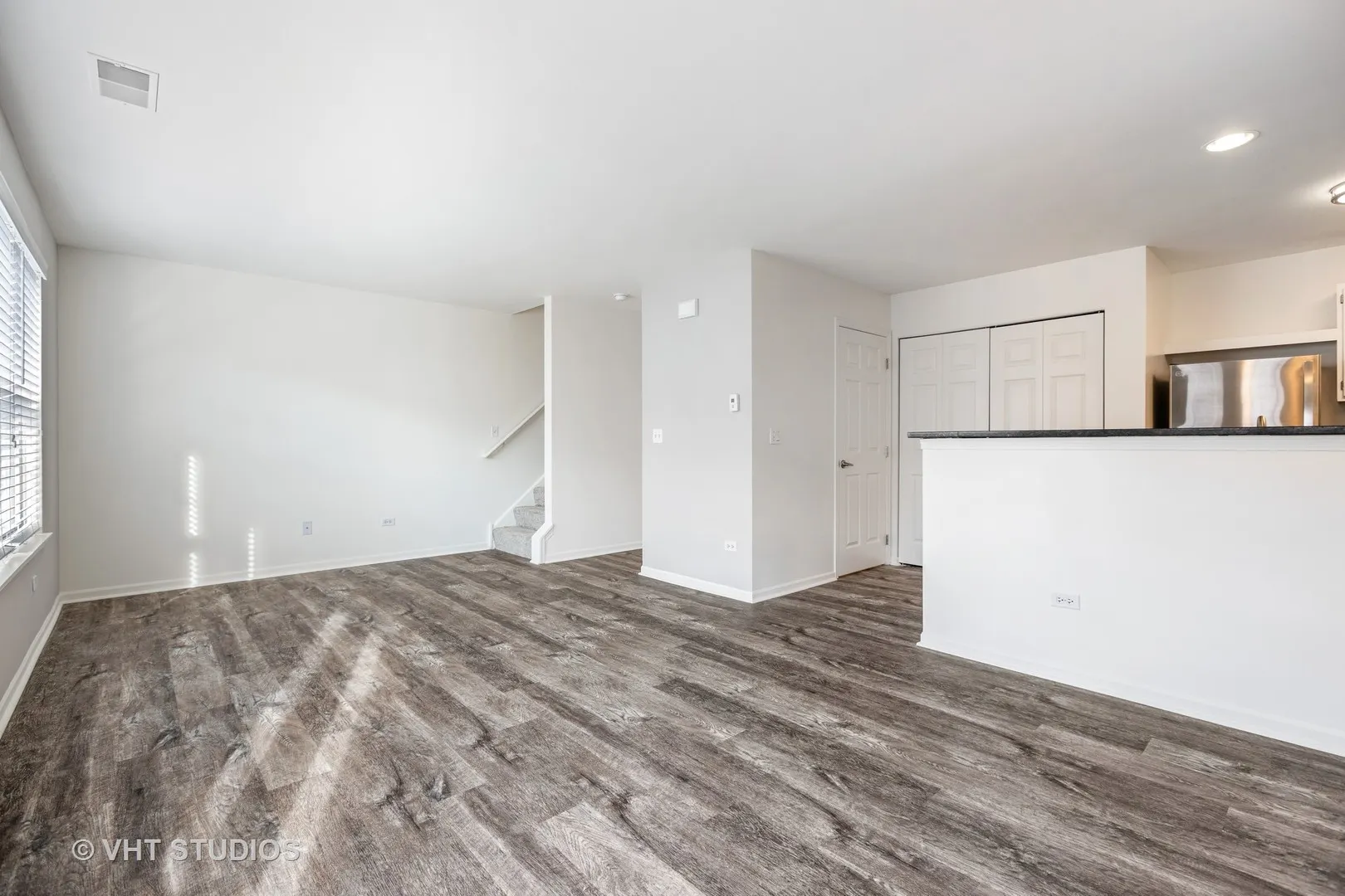348 Schubert Court 348 IL
